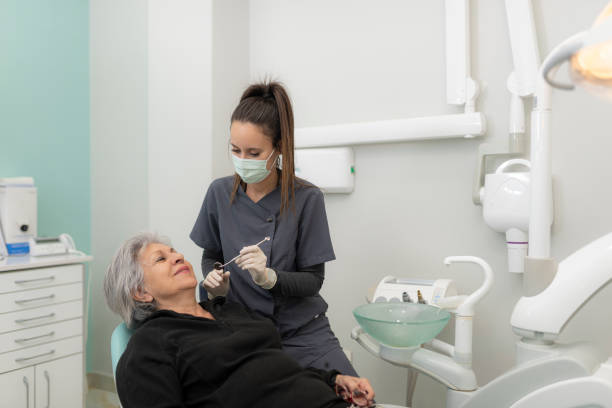 Best Broken or Cracked Tooth Emergency Dentist in Neenah, WI